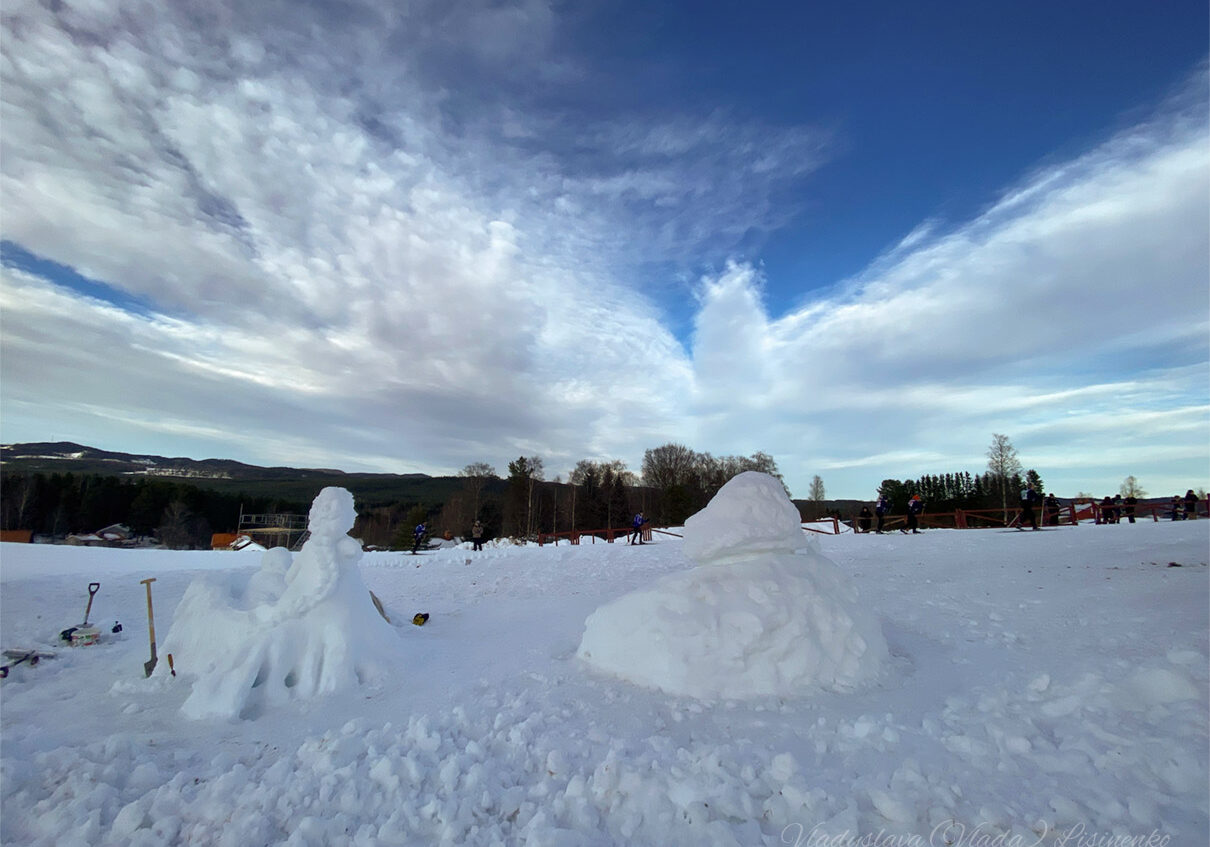 peace manifest vasaloppet snow sculptures